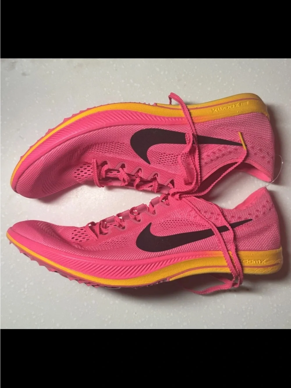 Nike men’s Fast-Run Shoe in Hot Pink with Orange Sole